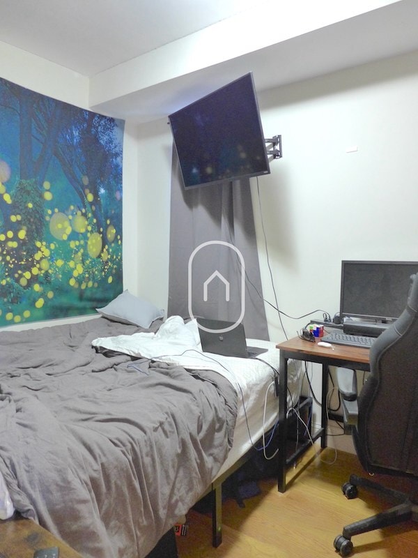 Photo - 3 Warwick St