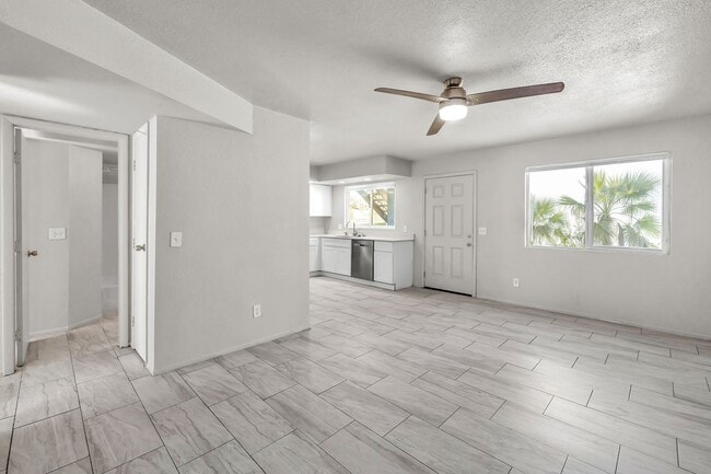 Photo - 45 N Phyllis Unit 108