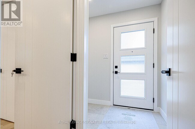 Photo - 20 Kewbeach Ave