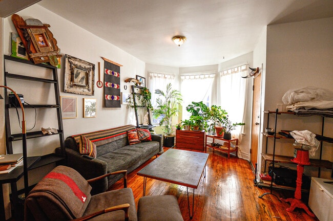 Photo - 3320 W Crystal St Unit 1