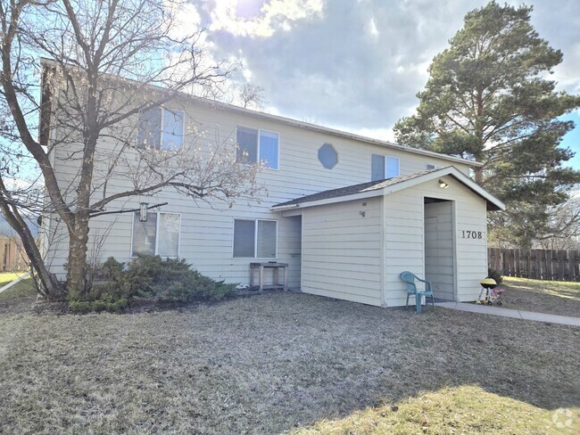 Building Photo - 2 bedroom apartment in Kalispell Unit C