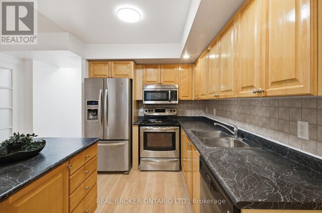 Photo - 5233 Dundas St W Unit 1630