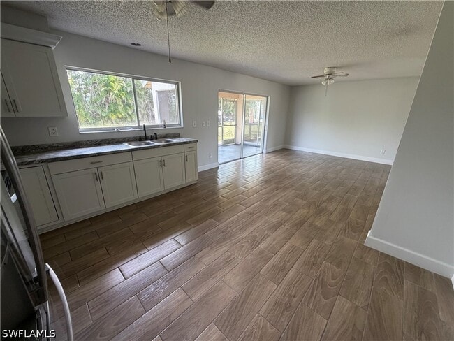 Photo - 937 SW 52nd St