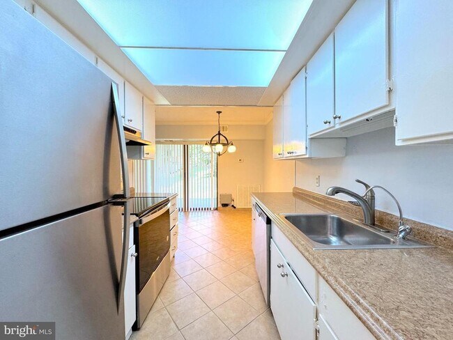 Photo - 11606 Stoneview Square Unidad 66/1B
