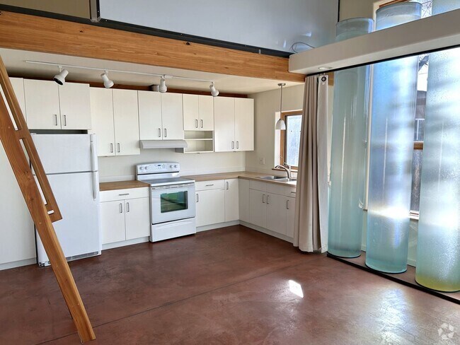 Building Photo - 209 Cornell Dr SE Unit 209 Cornell  C Rental