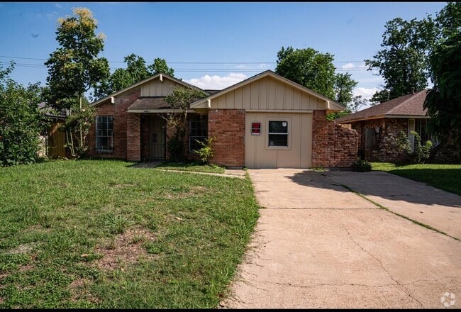 Building Photo - 4451 Oak Shadows Dr Rental