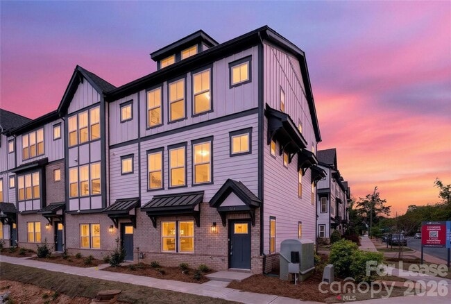 Building Photo - 504 Annie Lowery Wy