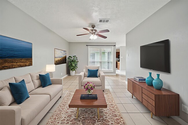 Building Photo - 3908 Colorado Ave