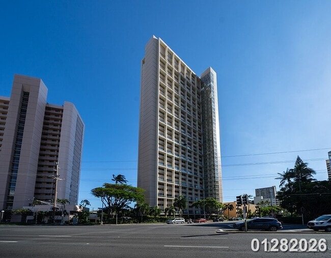 Building Photo - $2750.00 1bd/1ba/1pkg Condominium in Ala Wai SkyRise
