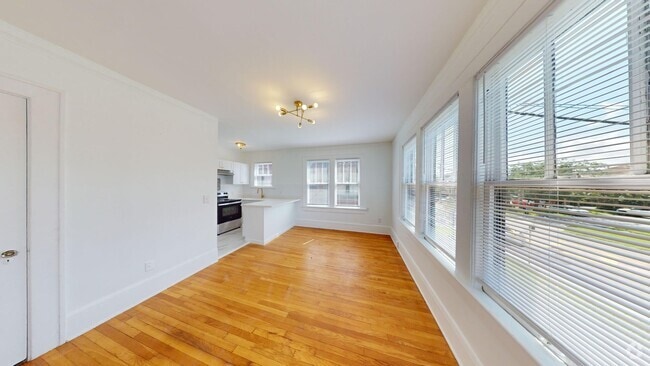 Building Photo - 2335 Riverside Ave! - 2ND FLOOR Unit 06 - 2331 Rental
