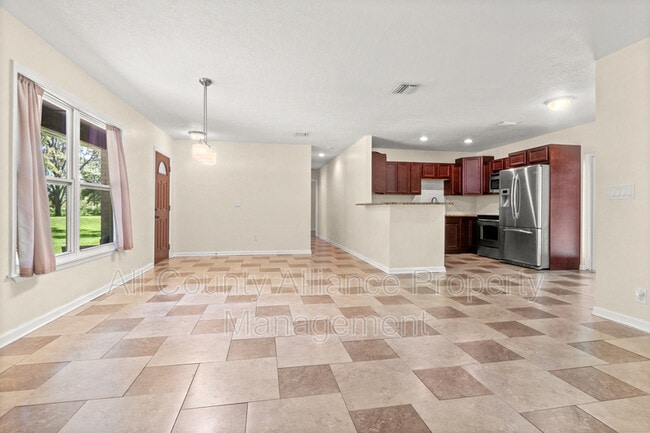 Photo - 29828 Cooper Rd