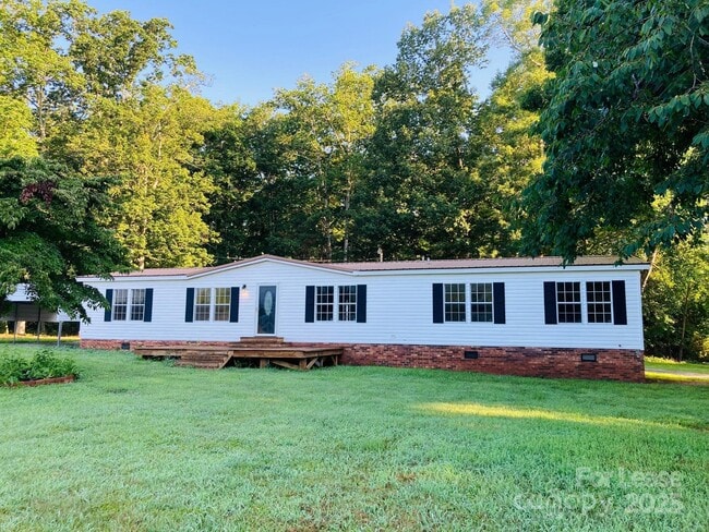 Building Photo - 1691 Hopewell Church Rd Rental