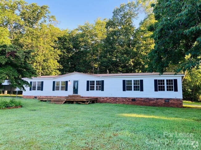 Building Photo - 1691 Hopewell Church Rd Rental