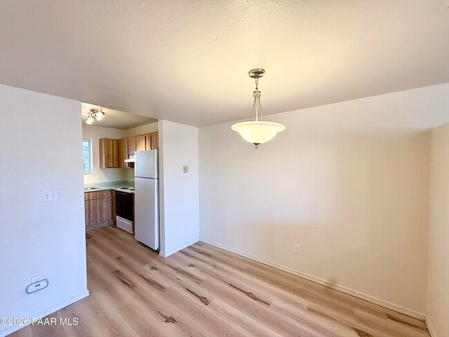 Photo - 3160 N Navajo Dr Unit B