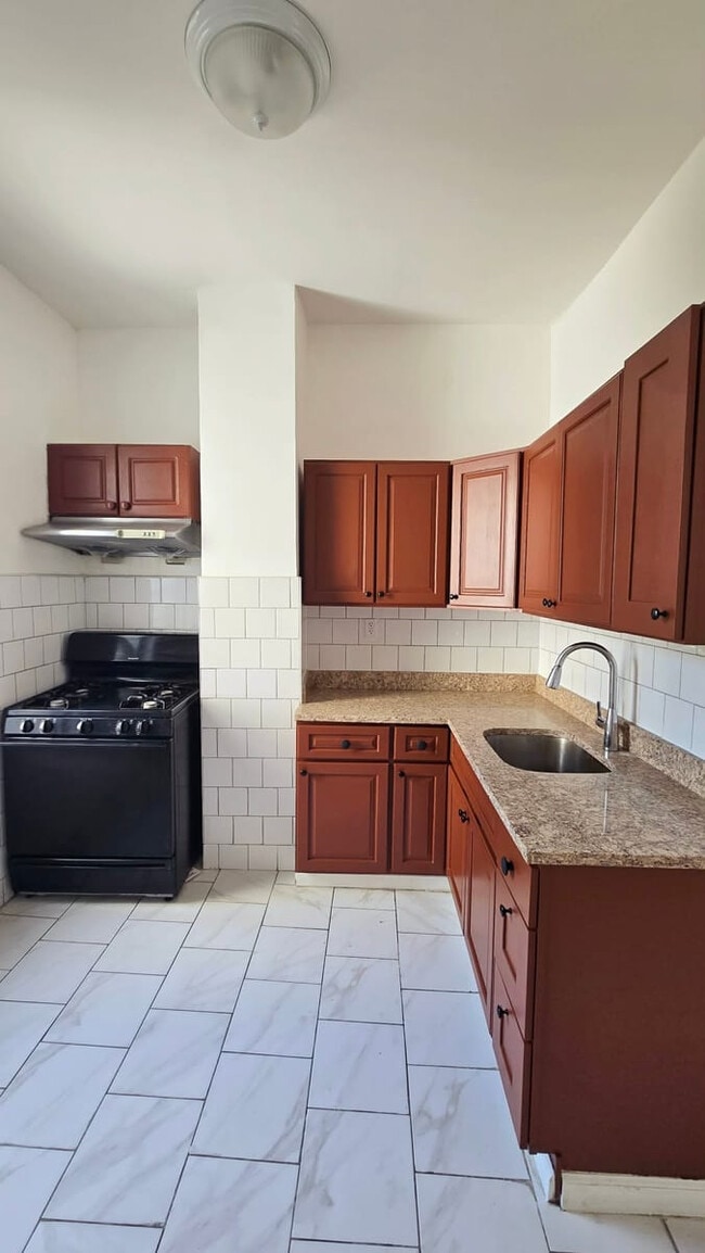 Photo - 36 W 32nd St Unit 2