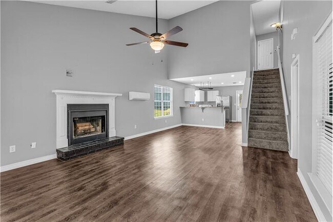 Photo - 68 Summer Oaks Dr