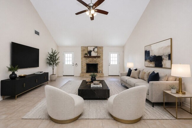7423 Towerview Ln