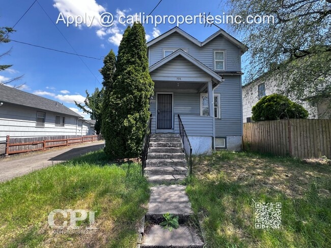 Building Photo - 306 SW 3rd Ave Unit C