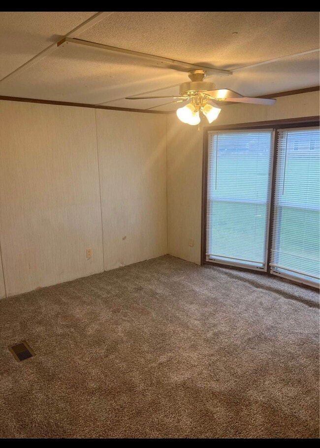 Photo - 988 Co Rd 538