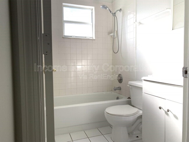 Photo - 848 SW 10th St