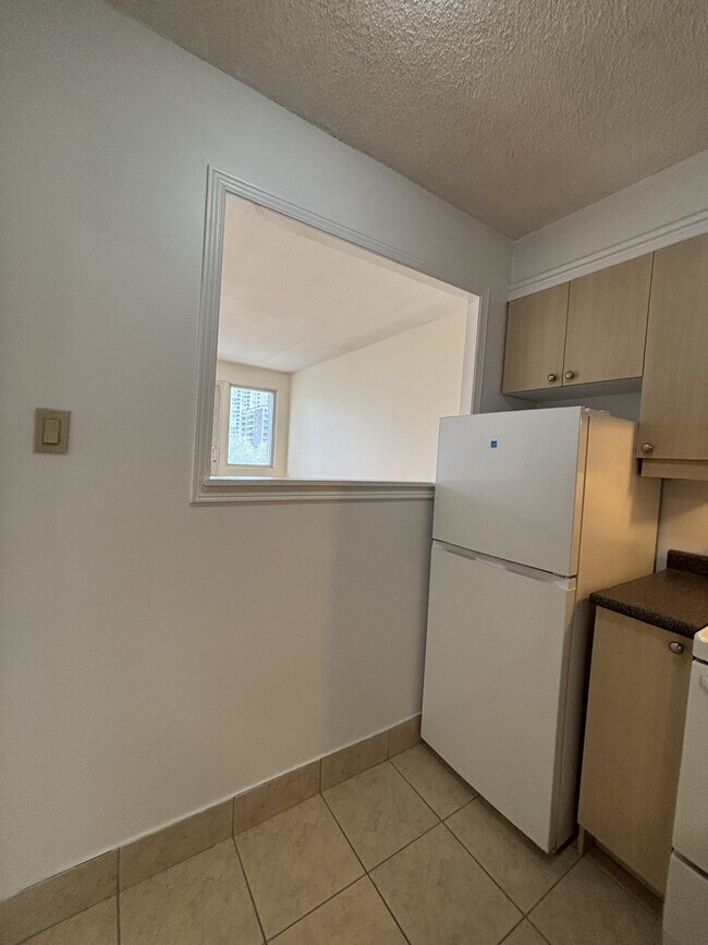 Photo - 263 MacLaren St