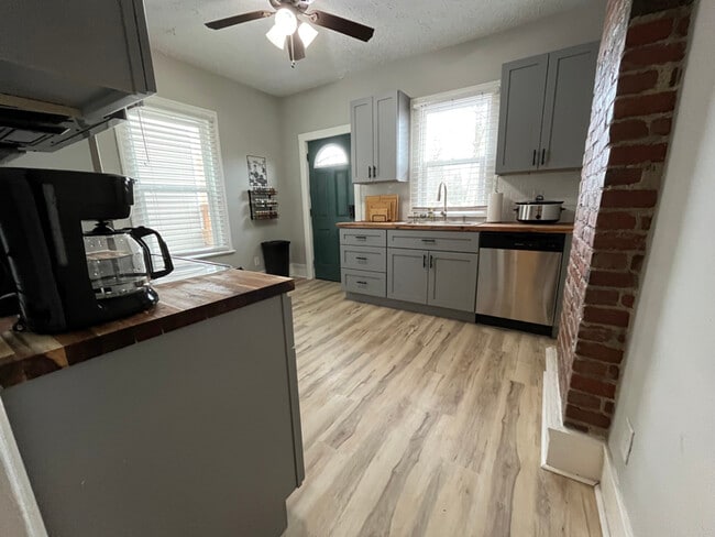 Photo - 666 S 22nd St Unit 666