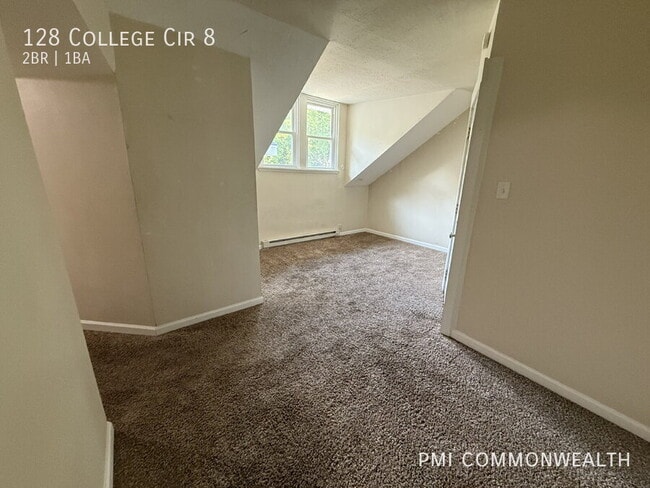 Photo - 128 College Cir
