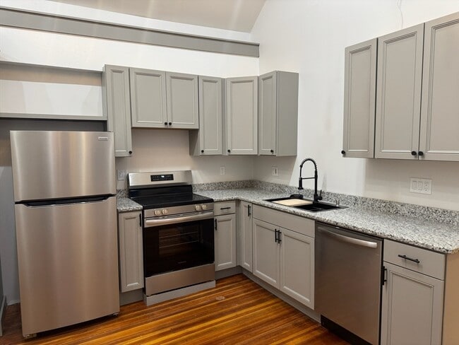 Photo - 106 N Franklin St Unit 2