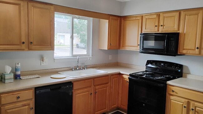 1967 Westbrook Dr