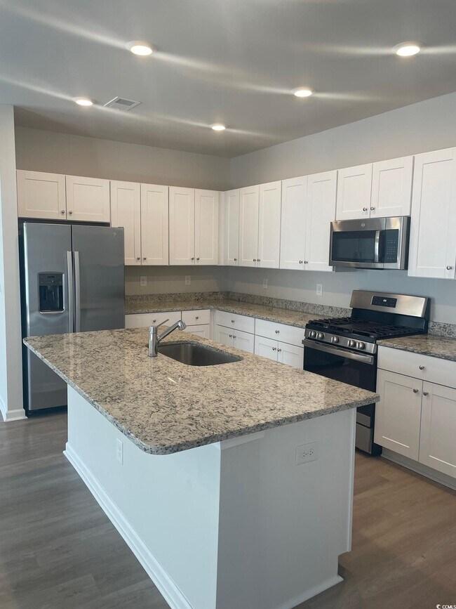 Photo - 61 S Reindeer Rd