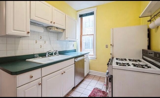 Photo - 5551 S Kimbark Ave Unit 17