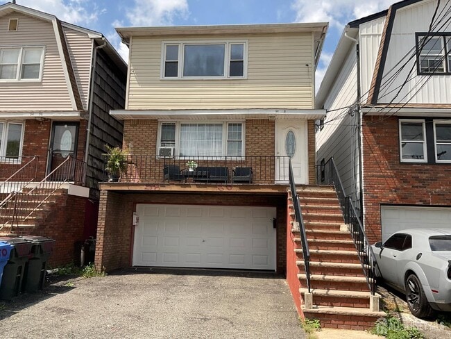 60 Glenn Dr