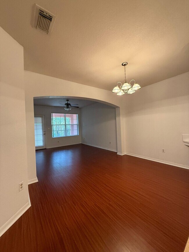 Photo - 106 SW Peacock Blvd Unit 4-205