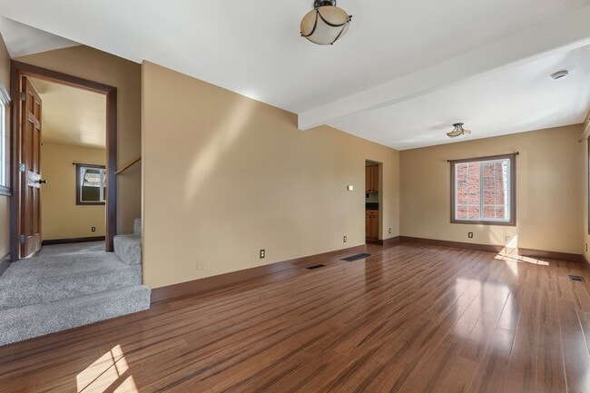 Photo - 6833 N Missouri Ave