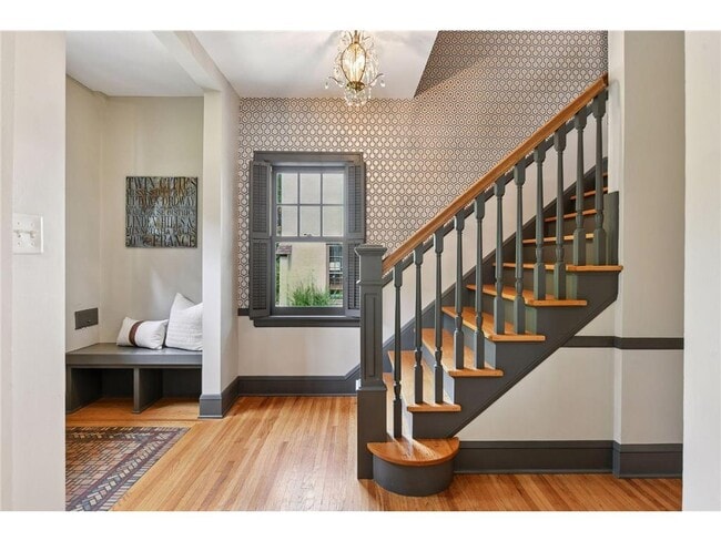 Photo - 3933 Zenith Ave S