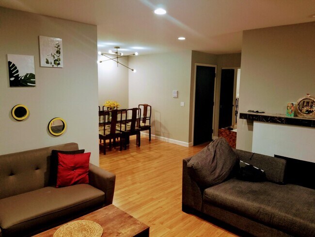 Photo - 735 Plum Tree Ct Unit A2