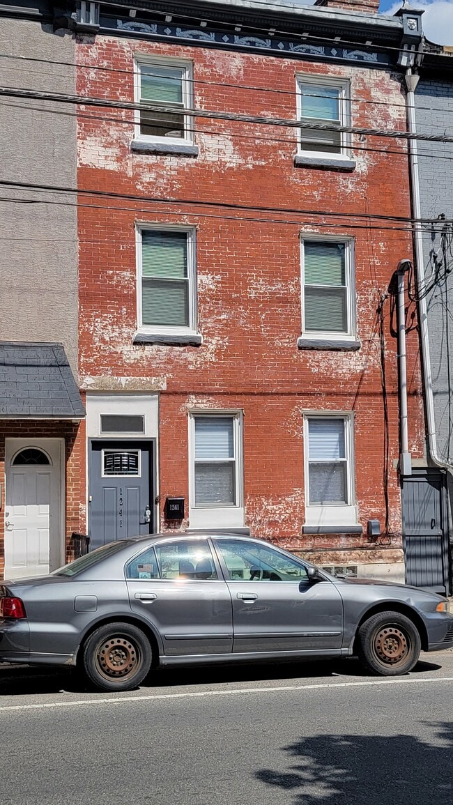 Photo - 1241 N 2nd St Unit 2