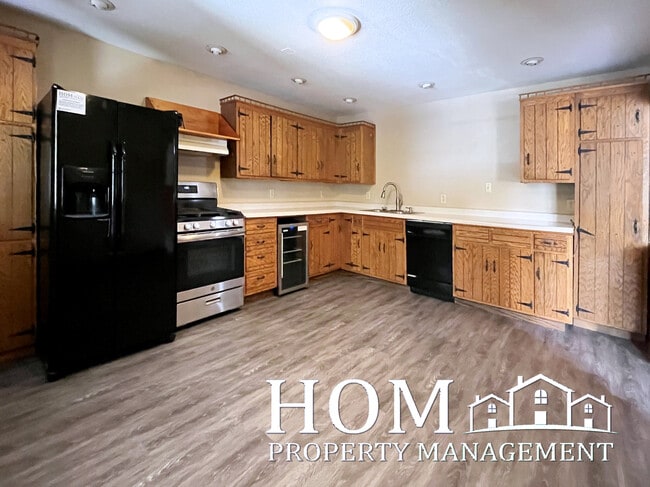 Photo - 1520 4th Ave