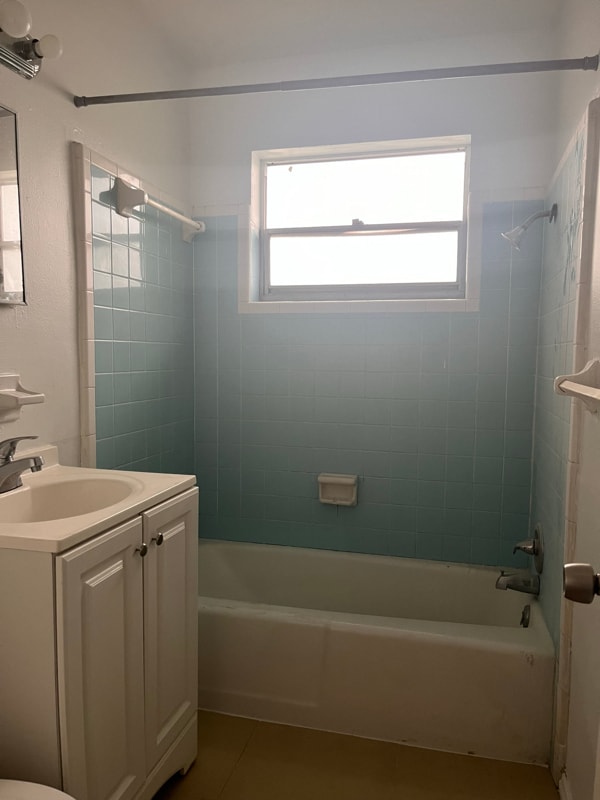 Photo - 384 Avenue N Unit 3