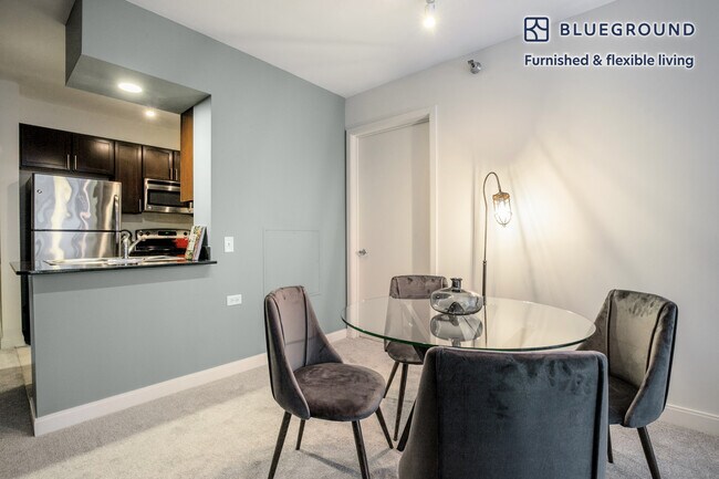 Photo - 210 N Wells St Unit FL14-ID212