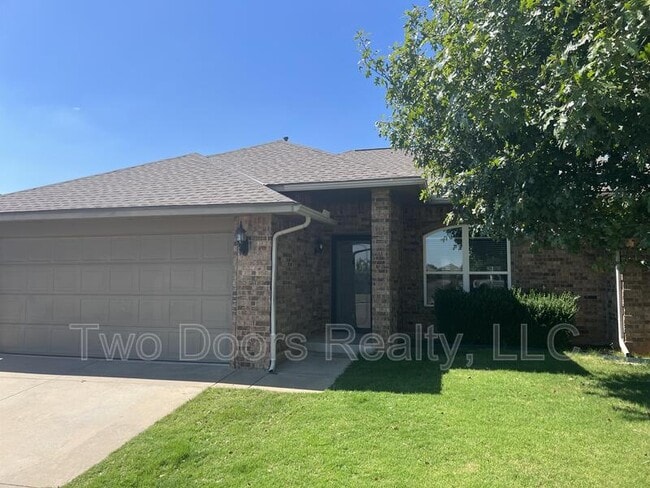 Photo - 901 Greenfield Ave