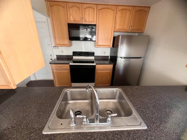 Photo - 2201 Timberwood Cir N