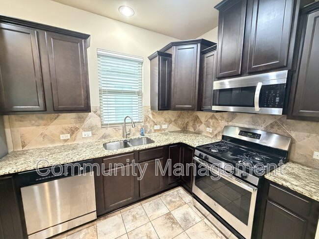 Photo - 1415 Granby Dr
