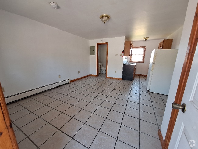 Building Photo - 2071 Ulster Ave Rental