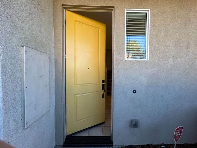 Photo - Fresh 3 Bed, 2 Bath Home - Close to shopping!