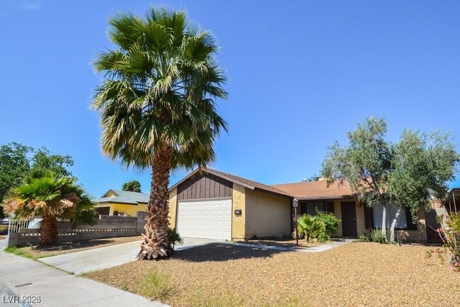 Photo - 1108 Meadbrook St