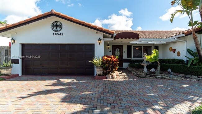 Building Photo - 14541 SW 103rd St Rental
