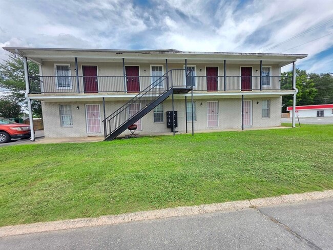 Building Photo - 5910 W 53rd St Unit 1 Rental