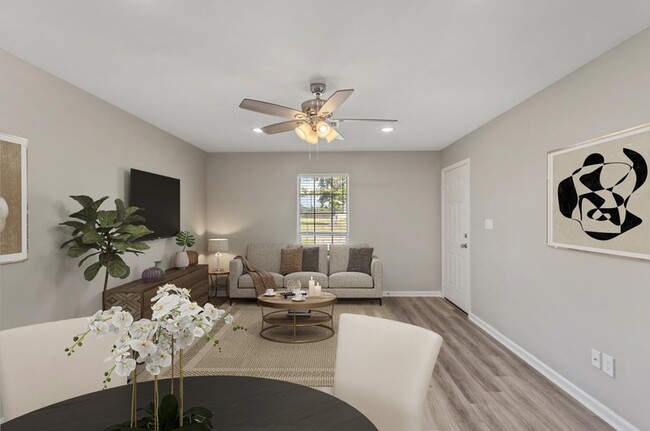 Photo - 109 Center Cir Unit 109