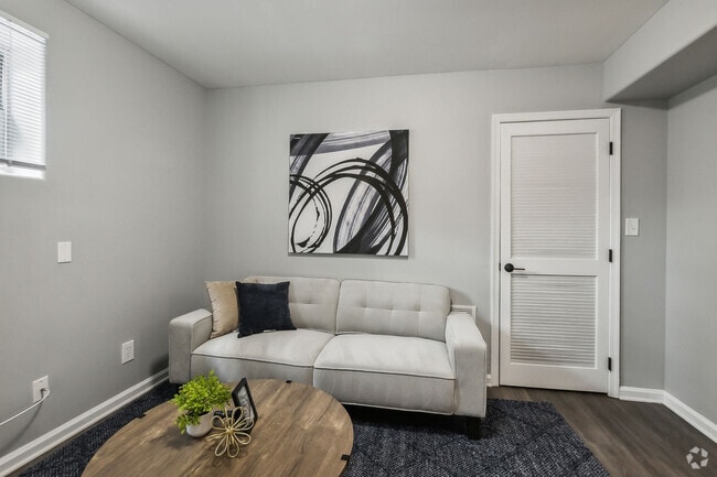Building Photo - 400 S Dupont Hwy Rental